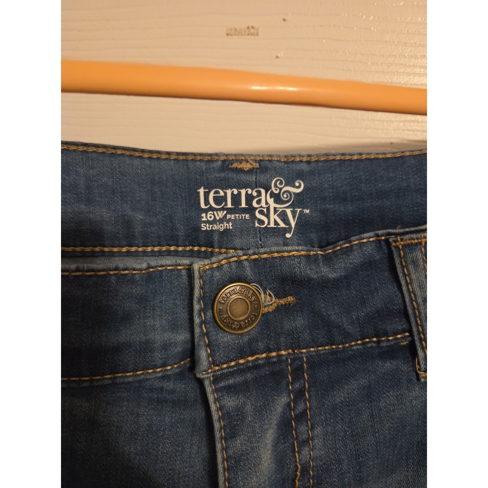 Terra & Sky 16W Petite Straight Light Wash Jeans - Picture 2 of 5